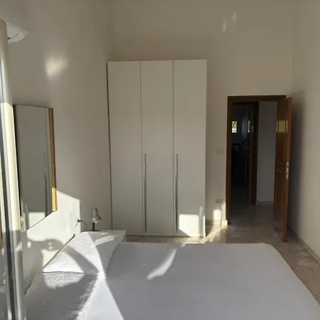 Rosa House Apartment